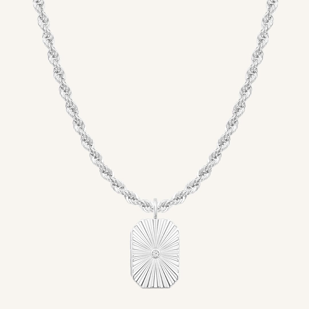 Amata Bevel Photo Locket Necklace