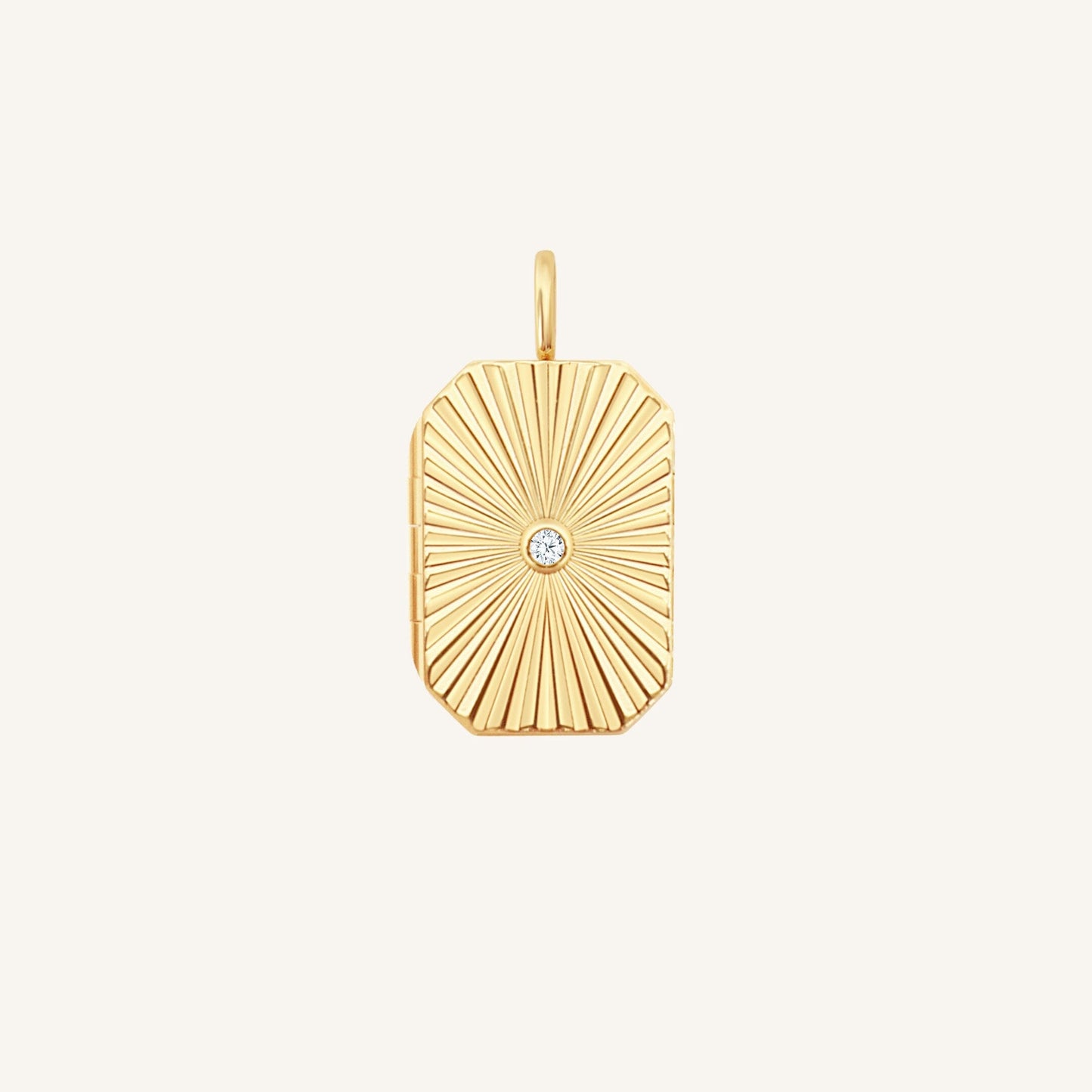 Amata Bevel Photo Locket