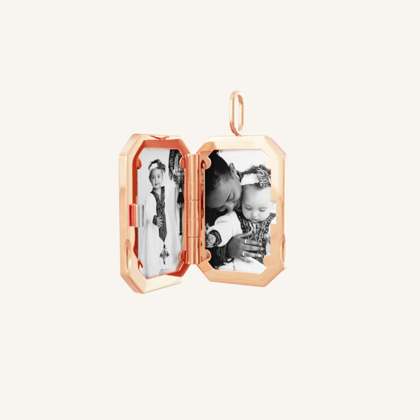 Amata Bevel Photo Locket
