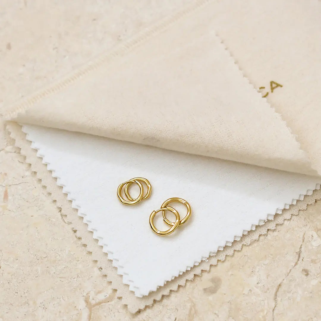 The Franc Polishing Cloth by Francesca Jewellery from the Accessories Collection.
