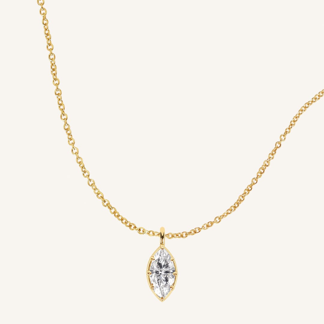 Vera Pendant Necklace