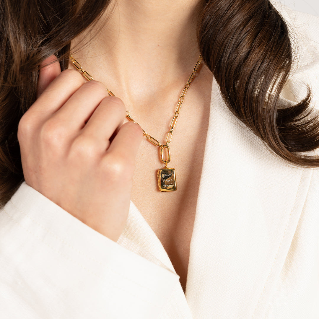 Etch Engraved Story Photo Locket Necklace