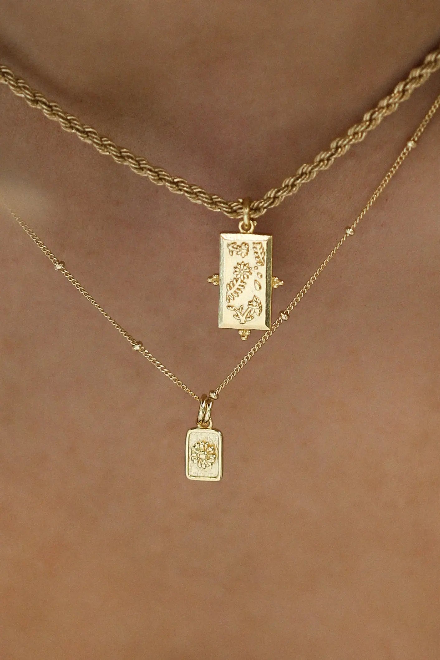 Foliage Charm - Foliage_BlossomWorn.jpg