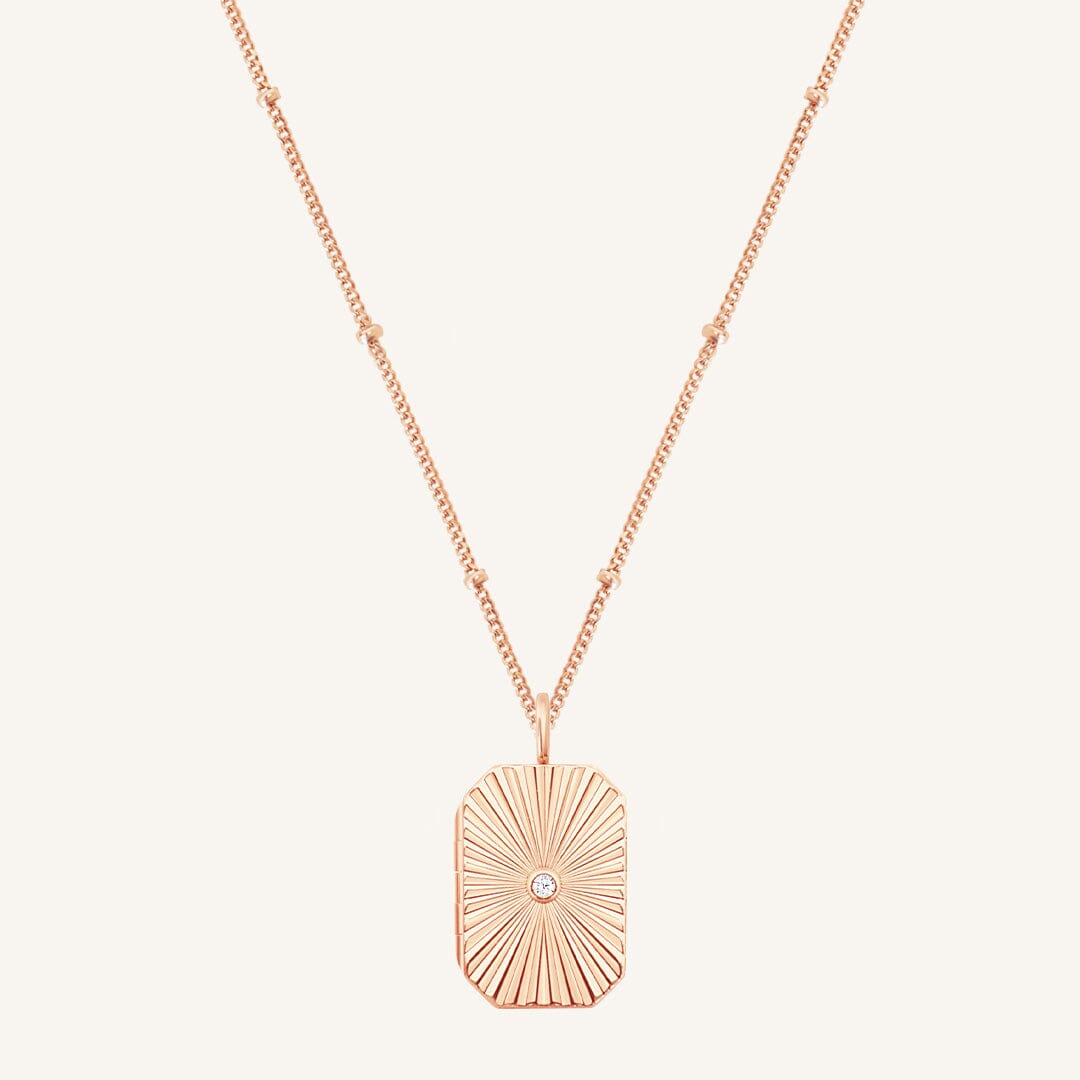 Amata Bevel Photo Locket Necklace