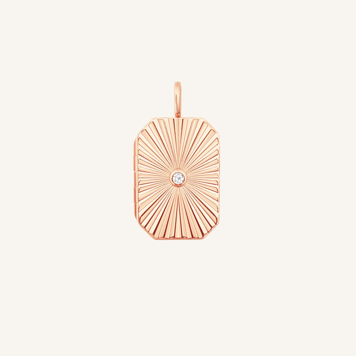 Amata Bevel Photo Locket
