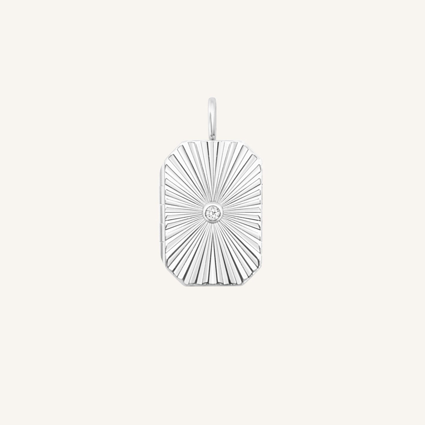 Amata Bevel Photo Locket
