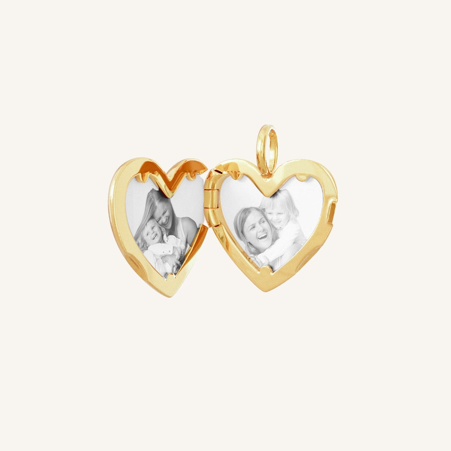 Amata Heart Photo Locket