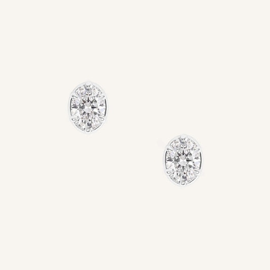 Estelle Studs