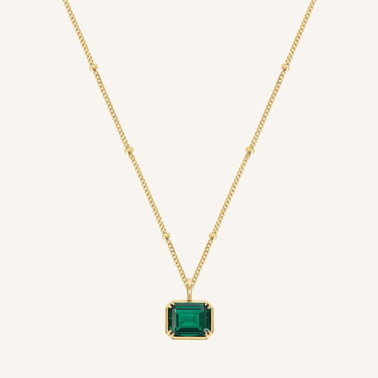 Evelyn Pendant Necklace