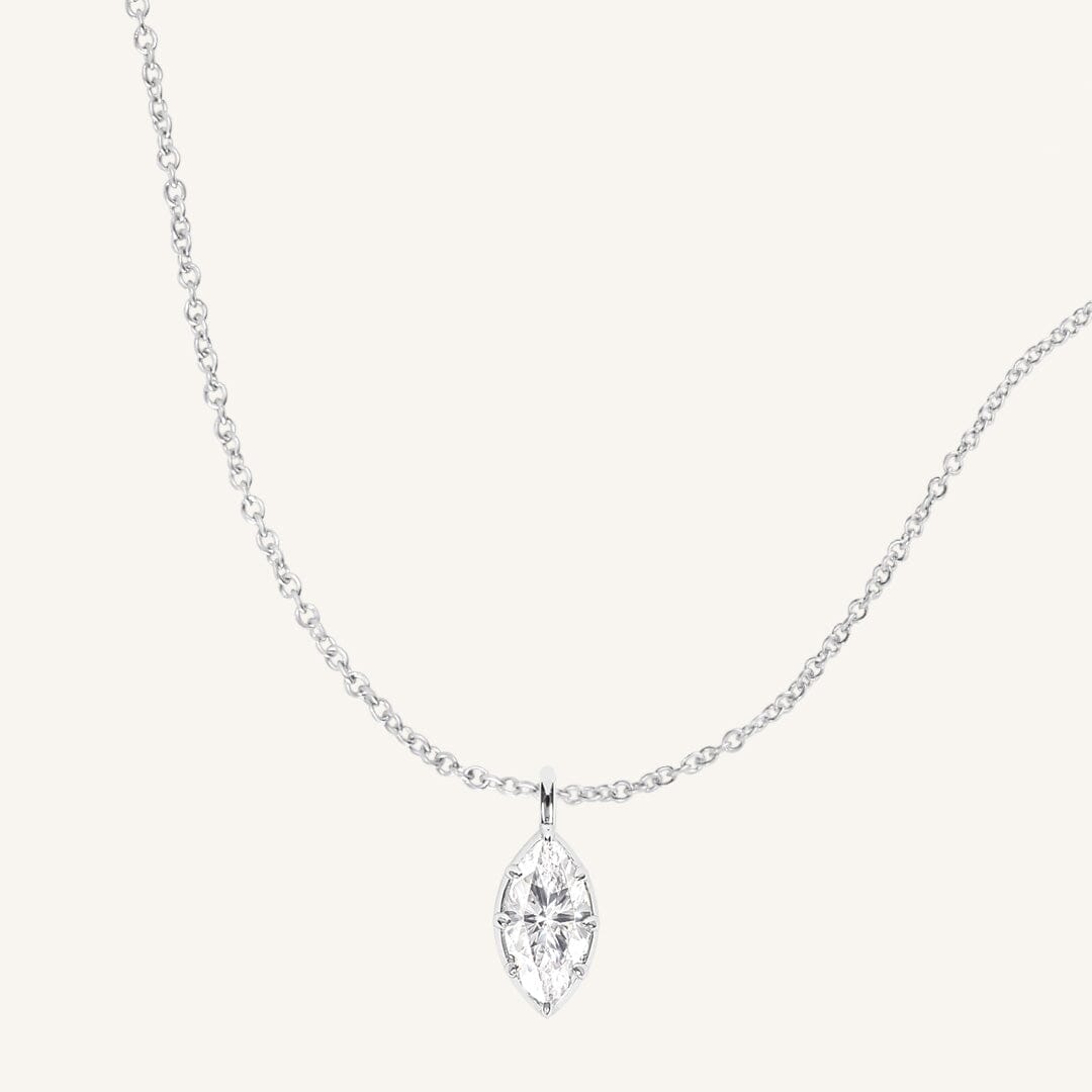 Vera Pendant Necklace