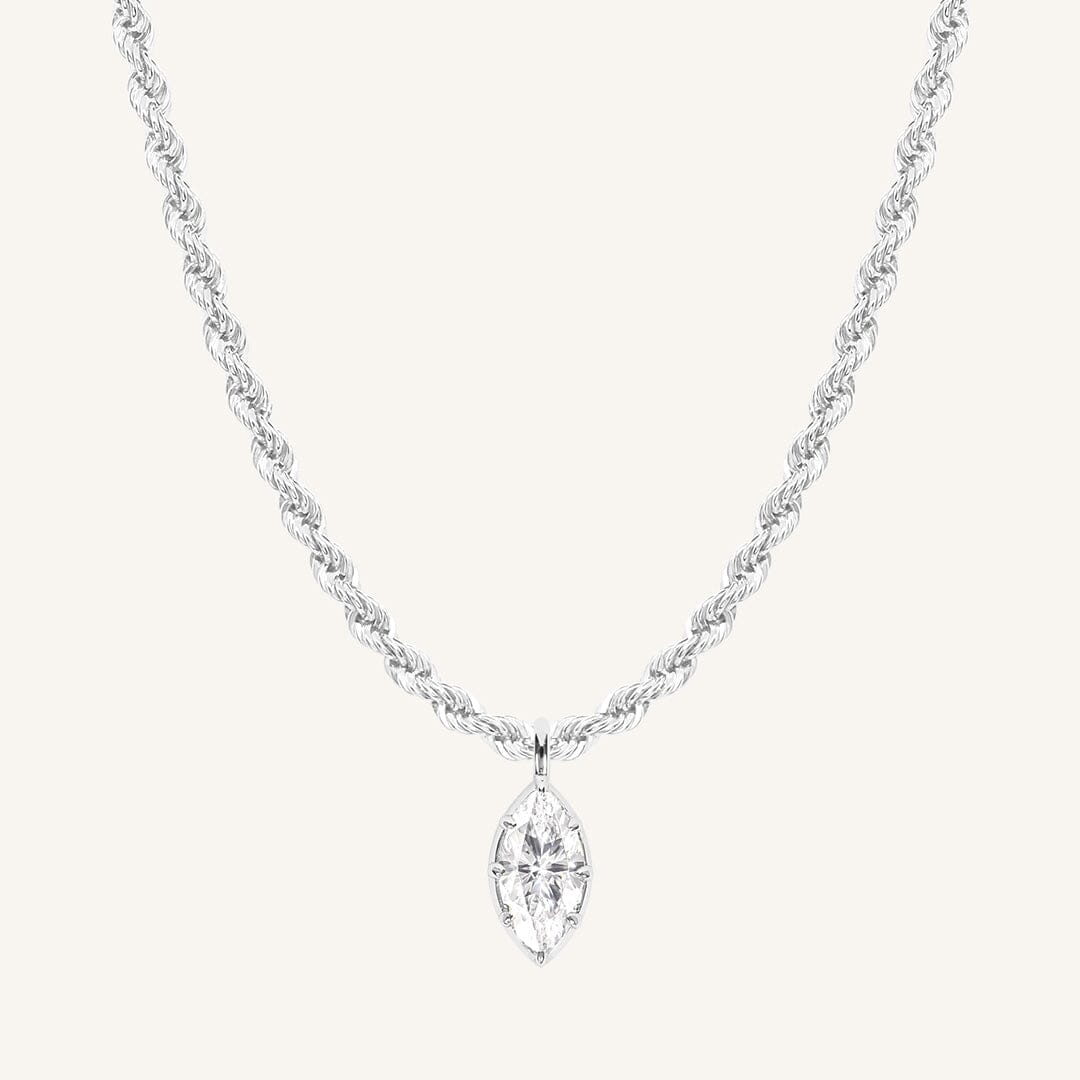 Vera Pendant Necklace